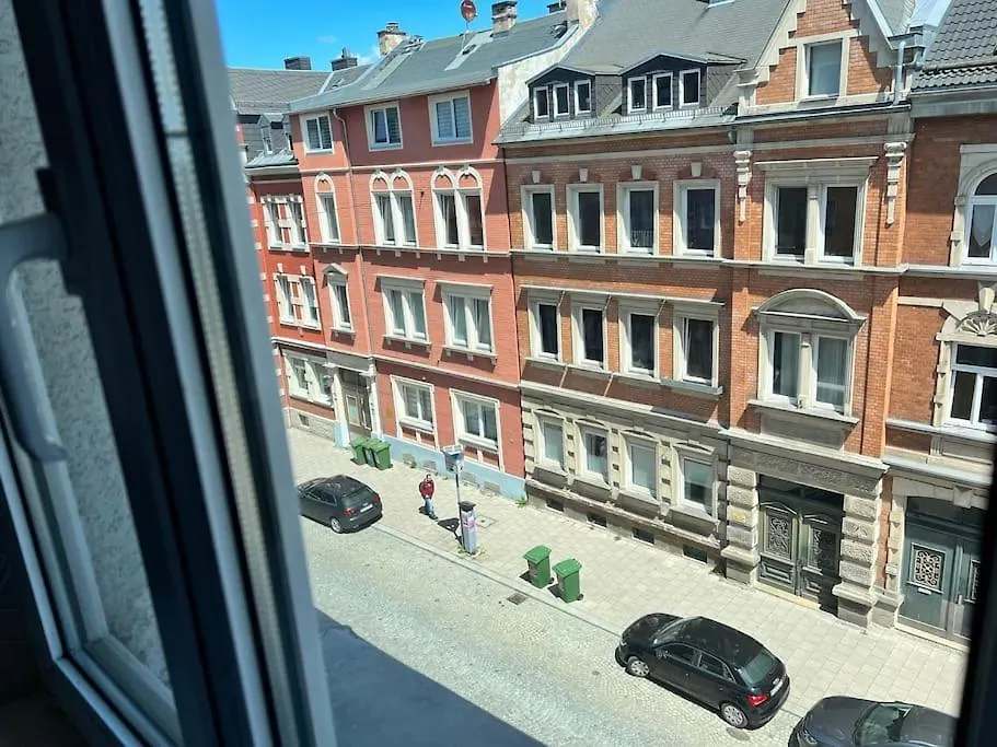 Schoenes City-Apartment Im Zentrum Mit Balkon! No Workers, Keine Monteure Hof  Appartement